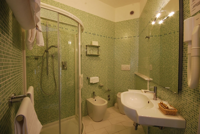 Imagen de la habitación del Hotel Bellevue, Pesaro. Foto 4