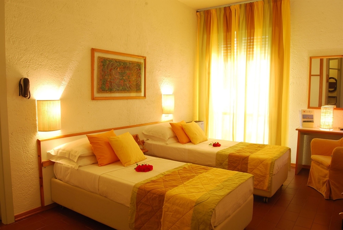 Imagen de la habitación del Hotel Bellevue, Pesaro. Foto 7