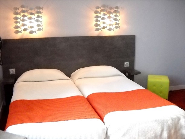 Imagen de la habitación del Hotel Bellevue, ROSCOFF. Foto 4