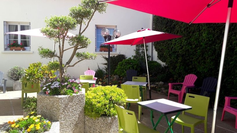 Imagen de la habitación del Hotel Bellevue, ROSCOFF. Foto 17