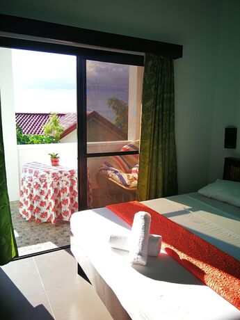 Imagen general del Hotel Bellevue Resort Puerto Galera. Foto 4