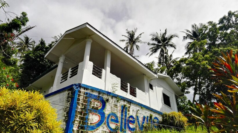 Imagen de la habitación del Hotel Bellevue Resort Puerto Galera. Foto 15