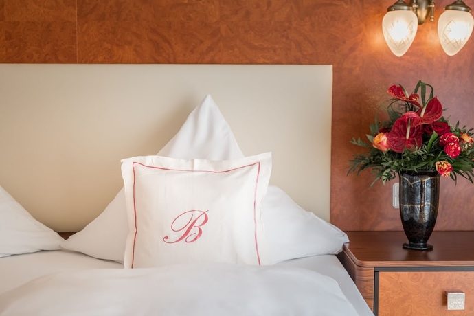 Imagen de la habitación del Hotel Bellevue Rheinhotel. Foto 7