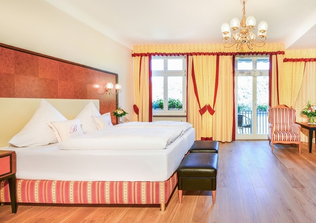 Imagen de la habitación del Hotel Bellevue Rheinhotel. Foto 14