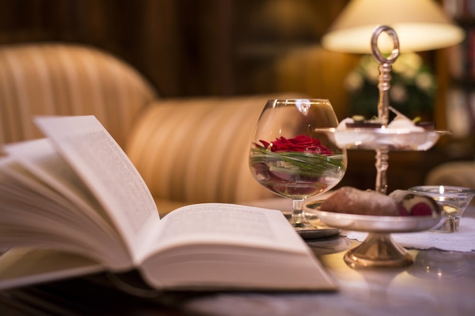 Imagen de la habitación del Hotel Bellevue Rheinhotel. Foto 17