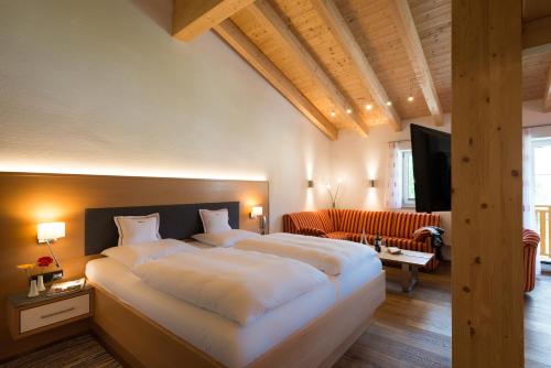 Imagen de la habitación del Hotel Bellevue, Riezlern. Foto 15