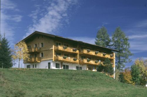 Imagen general del Hotel Bellevue, Riezlern. Foto 12