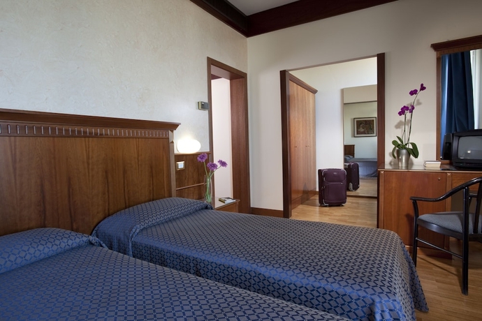 Imagen de la habitación del Hotel Bellevue, Rimini. Foto 5