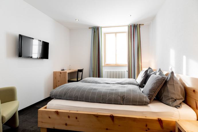 Imagen de la habitación del Hotel Bellevue, San Bernardino. Foto 4