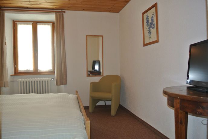 Imagen de la habitación del Hotel Bellevue, San Bernardino. Foto 5