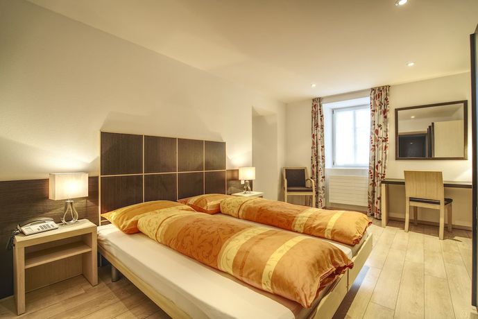 Imagen de la habitación del Hotel Bellevue, San Bernardino. Foto 8