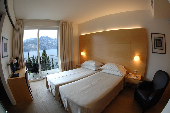 Imagen de la habitación del Hotel Bellevue San Lorenzo - Adults Only. Foto 3