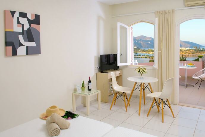 Imagen de la habitación del Hotel Bellevue Suites. Foto 18