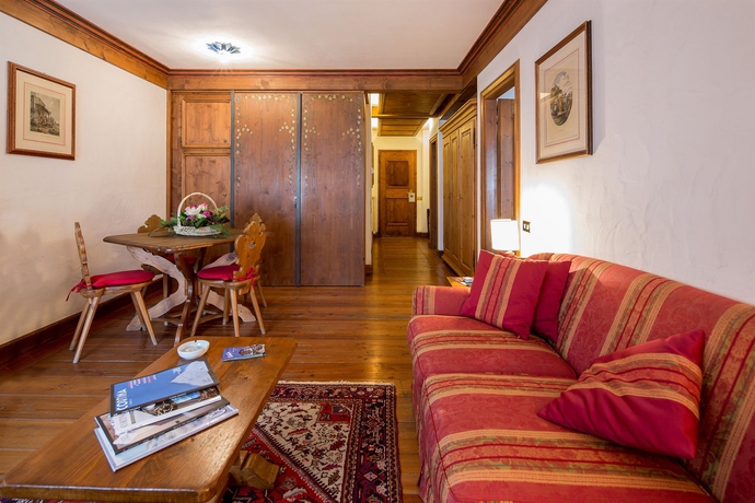 Imagen de los interiores del Hotel Bellevue Suites and Spa. Foto 13