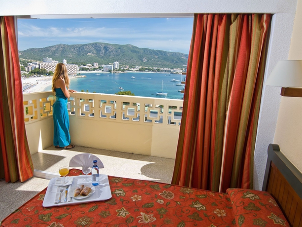 Imagen de la habitación del Hotel Bellevue Vistanova. Foto 9