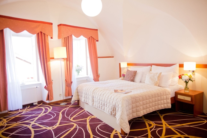 Imagen de la habitación del Hotel Bellevue Český Krumlov. Foto 11