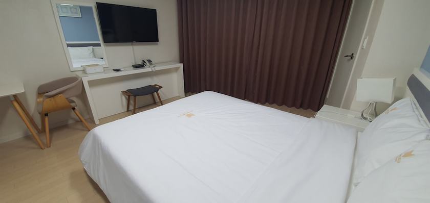 Imagen de la habitación del Hotel Bellia. Foto 8