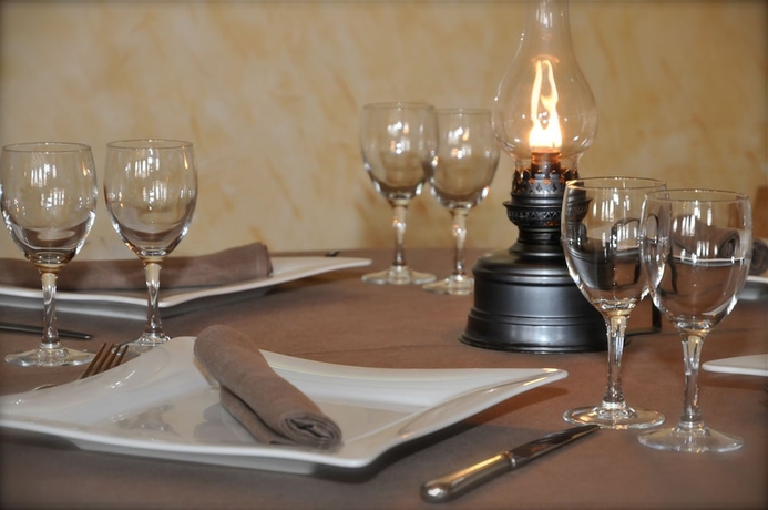 Imagen del bar/restaurante del Hotel Bellier. Foto 2