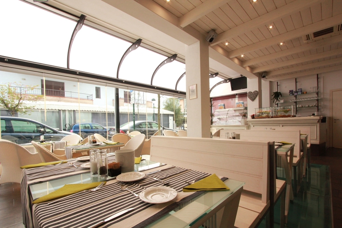 Imagen del bar/restaurante del Hotel Bellini Relais. Foto 4