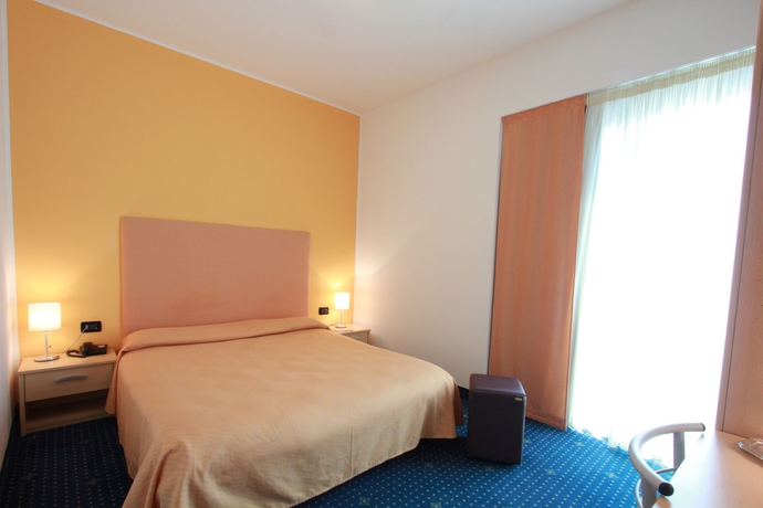 Imagen de la habitación del Hotel Bellini Relais. Foto 12