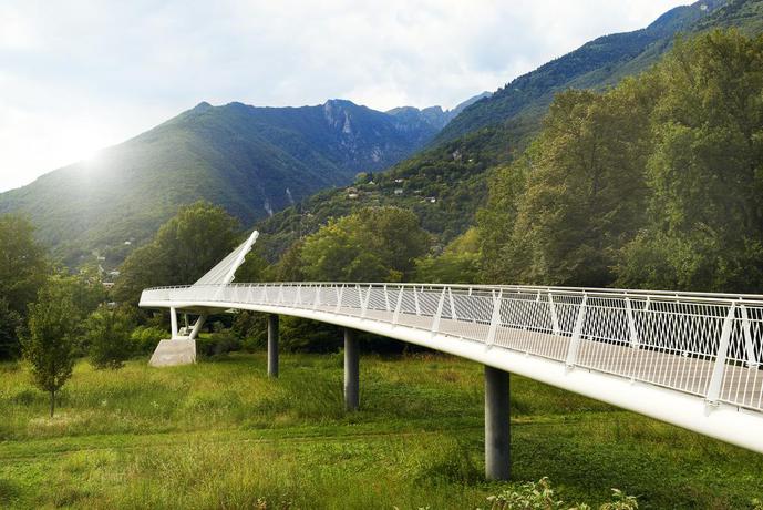 Imagen de los exteriores del Hotel Bellinzona Sud Swiss Quality. Foto 7