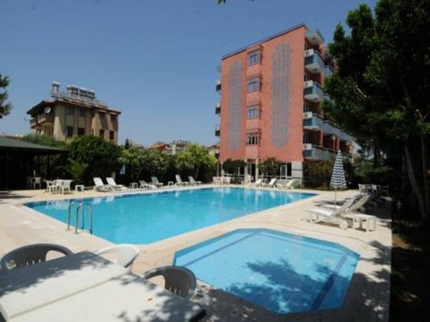 Imagen general del Hotel Bellissima. Foto 5