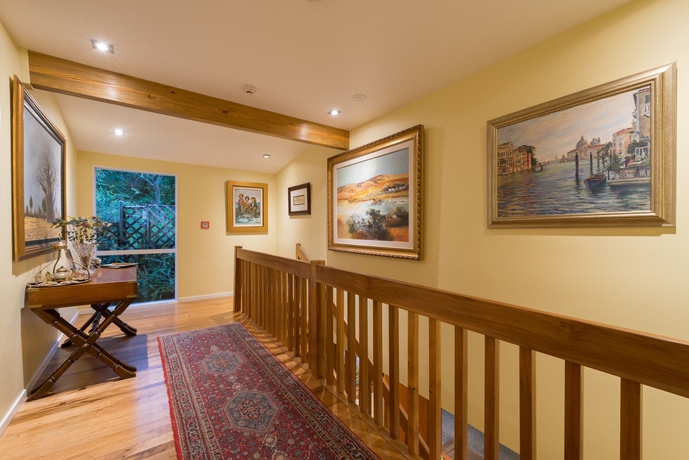 Imagen de los interiores del Hotel Bellrock Lodge. Foto 6