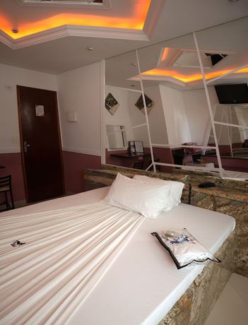 Imagen de la habitación del Hotel Bells. Foto 5