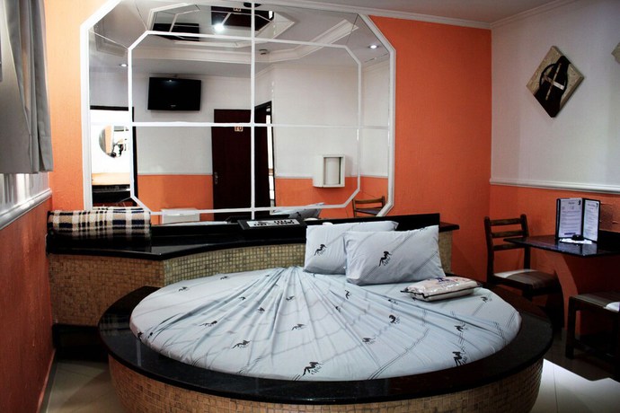 Imagen de la habitación del Hotel Bells. Foto 6