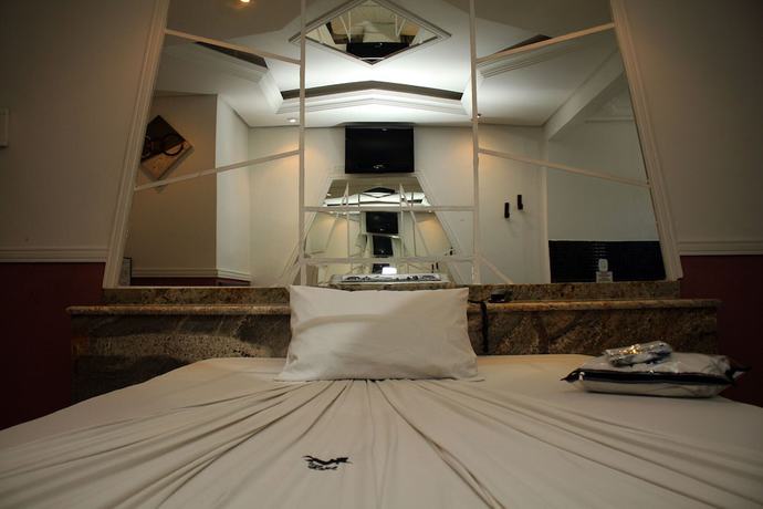 Imagen de la habitación del Hotel Bells. Foto 7