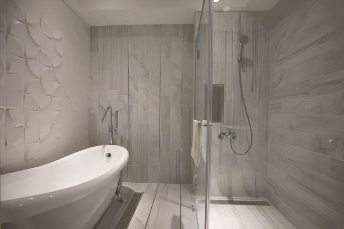 Imagen de la habitación del Hotel Bellus Inn. Foto 7