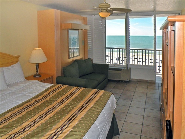 Imagen general del Hotel Bellwether Beach Resort. Foto 4