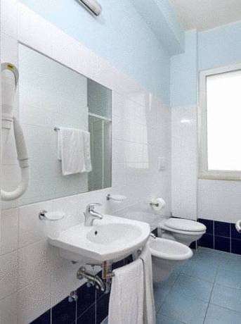 Imagen de la habitación del Hotel Belmar, Cattolica. Foto 6