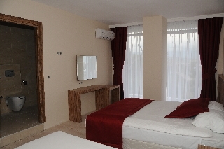 Imagen de la habitación del Hotel Belmare. Foto 5
