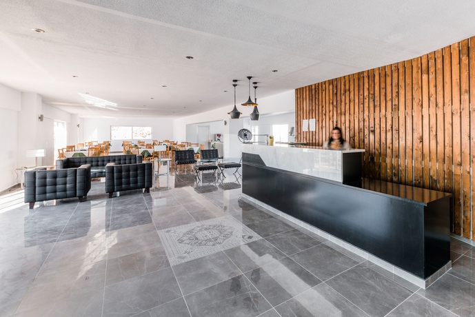 Imagen de los interiores del Hotel Belmare, Lardos. Foto 11