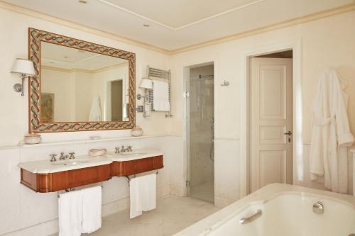 Imagen de la habitación del Hotel Belmond Hotel Caruso. Foto 14