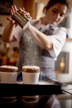 Imagen general del Hotel Belmond Le Manoir Aux Quat'saisons. Foto 2