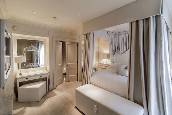 Imagen de la habitación del Hotel Belmond Le Manoir Aux Quat'saisons. Foto 13