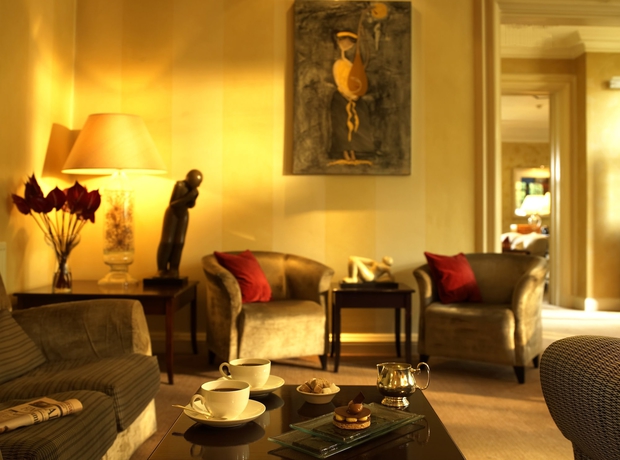 Imagen de los interiores del Hotel Belmond Le Manoir Aux Quat'saisons. Foto 18