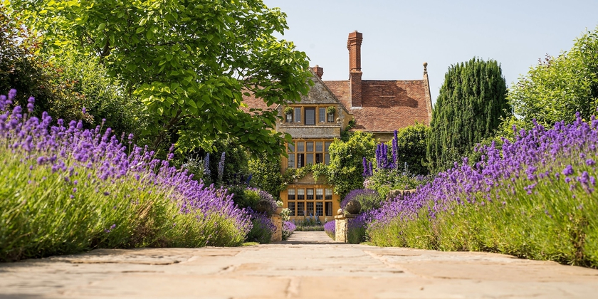 Imagen de los exteriores del Hotel Belmond Le Manoir Aux Quat'saisons. Foto 17