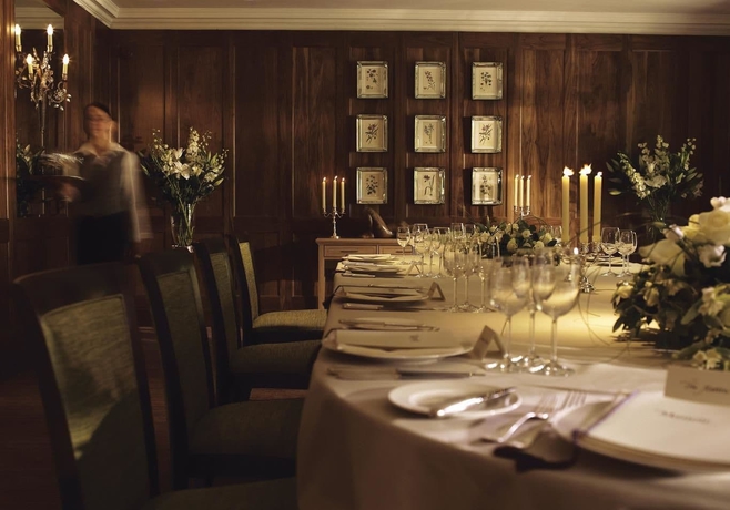 Imagen de los interiores del Hotel Belmond Le Manoir Aux Quat'saisons. Foto 19