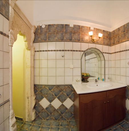 Imagen de la habitación del Hotel Belmondo. Foto 7