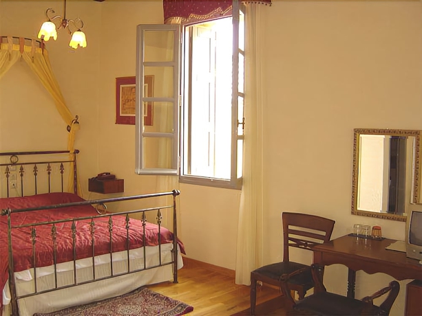 Imagen de la habitación del Hotel Belmondo. Foto 15