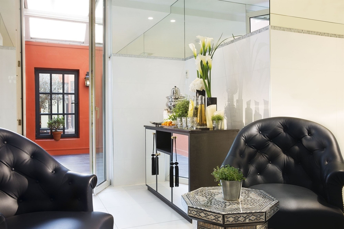 Imagen de los interiores del Hotel Belmont Champs Elysees. Foto 14