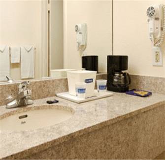 Imagen de la habitación del Hotel Belmont Inn and Suites, Hampton. Foto 3