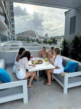 Imagen general del Hotel Belmoral Corporate Suites. Foto 12