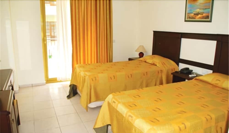 Imagen de la habitación del Hotel Belpoint Beach. Foto 11