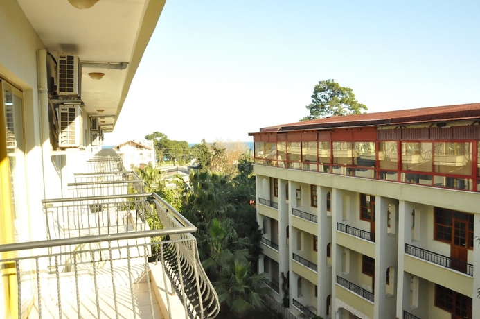 Imagen de la habitación del Hotel Belpoint Beach. Foto 15