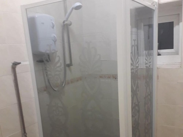 Imagen de la habitación del Hotel Belroy. Foto 14
