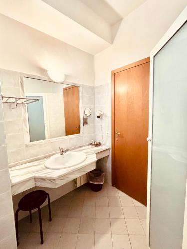 Imagen de la habitación del Hotel Belsito Wellness & Spa. Foto 10